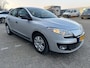 Renault Megane 1.6 Authentique Fijne 1.6 motor met dis. ketting! Deze rijdt zo lekker.