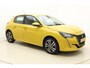 Peugeot 208 1.2 PureTech Allure 100pk | Camera | Navigatie via Apple Carplay Android Auto | Climate Control | Stoelverwarming | Parkeersensoren | Lichtmetalen Velgen