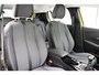Peugeot 208 1.2 PureTech Allure 100pk | Camera | Navigatie via Apple Carplay Android Auto | Climate Control | Stoelverwarming | Parkeersensoren | Lichtmetalen Velgen