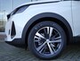 Peugeot 5008 1.2 Hybrid Allure Pack Business | Nieuwe auto | 7 zits | Stoelverwarming | Keyless entry en start | Draadloze telefoonlader | Parkeersensoren voor en achter | Camera | Lichtmetalen velgen |