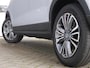 Leapmotor T03 Design 37.3 kWh | Demo | Snel leverbaar! | Actieradius van 265 km (WLTP) Gecombineerd | Camera | Panoramadak | Adaptive cruise control | Dodehoek detectie | Lichtmetalen velgen