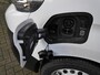 Peugeot e-Expert EV L3 75 kWh | Nieuwe auto | Volledig elektrisch | Achteruitrijcamera | Navigatie | Parkeersensoren achter | 3 zits | Mistlampen | Cruise control | Airco