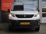 Peugeot e-Expert EV L3 75 kWh | Nieuwe auto | Volledig elektrisch | Achteruitrijcamera | Navigatie | Parkeersensoren achter | 3 zits | Mistlampen | Cruise control | Airco