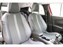 Peugeot 2008 1.2 PureTech 100pk Allure | 3D-Cockpit | Achteruitrijcamera | Climate Control | Cruise Control | Navigatie | Keyless Start