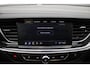Opel Insignia Sports Tourer 1.5 CDTI Business Elegance | Navigatie systeem | Apple carplay- Android auto | AGR comfort stoelen | Trekhaak | Camera achter | Climate control | Winterpakket | Verwarmd voorruit |