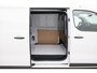 Toyota ProAce Worker Long 2.0 D-4D Navigator | Navigatie | 3-zits | Digitaal instrumentenpaneel | Camera | Airco | Cruise | Apple Carplay / Android Auto