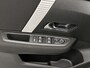 Citroën E-C4 EV Business 54 kWh 156 pk | Navigatie | Achteruitrijcamera | Parkeersensoren Voor en Achter | Verwarmde Comfortstoelen | Full-LED Koplampen | Keyless Entry/Start | Climate Control | Adaptieve Cruise Control | 18" Lichtmetalen Velgen | Apple Carplay/Android Auto |