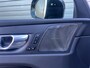Volvo XC60 T6 Plug-in hybrid AWD Ultimate Dark / 20 '' Velgen / Head-up Display / Blis / Semi elektrisch trekhaak /