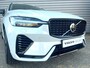 Volvo XC60 T6 Plug-in hybrid AWD Ultimate Dark / 20 '' Velgen / Head-up Display / Blis / Semi elektrisch trekhaak /