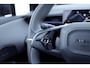 Lynk & Co 02 272PK 66KWh More, 360 Graden Camera, Harman Kardon, Panoramadak, Elektrisch bedienbare voorstoelen met geheugen, Keyless Entry, Getint glas, Adaptieve Cruise Control, Dodehoekassistent, Sfeerverlichting, Stuurwielverwarming, Stoelverwarming