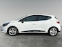 Renault Clio 1.5 dCi ECO Limited | DAB+ | Navigatie | Parkeersensoren achter | Airco | Cruise control | 16" velgen | Isofix | Mistlampen voor | Dealer onderhouden! |