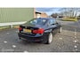BMW 3-Serie 320i Sport Line, trekhaak, navi pro