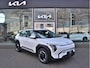 Kia EV3 Plus 81.4 kWh -Uit Voorraad leverbaar- Navi+BT+Cam Cr. Control LED Stoel+Stuurverw. 17''LMV tot 10 jr. Garantie