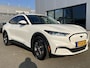 Ford Mustang Mach-E RWD 75 kWh 12 MND BOVAG GARANTIE LEDER ADAP CRUISE