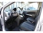 Mazda 2 1.3 S-VT Touring , Trekhaak, LMV 15 Inch, Stoelverwarming, 5 Deurs