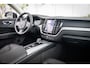 Volvo XC60 2.0 T6 Plug-in hybrid AWD Essential | Adaptieve Cruise Control | Trekhaak | Dodehoek Detectie | Stoel + Stuurverwarming | Getint Glas | Lederen bekleding | Parkeercamera