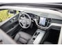Volvo XC60 2.0 T6 Plug-in hybrid AWD Essential | Adaptieve Cruise Control | Trekhaak | Dodehoek Detectie | Stoel + Stuurverwarming | Getint Glas | Lederen bekleding | Parkeercamera