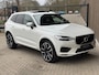Volvo XC60 2.0 T5 AWD R-Design / B&W / Luchtvering / Trekhaak