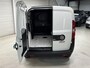 Fiat Doblò Cargo 1.6 MJ L1H1 / Cruise control / Navigatiesysteem full map / Zijschuifdeur rechts / Airco / NAP /