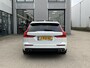 Volvo V60 2.0 B3 Business Pro | NL Auto/2e Eig./Leder/Navi/Panodak/El.Trekhaak/19"/Adapt.Cruise/Apple CarPlay-Android Auto