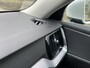 Volvo V60 2.0 B3 Business Pro | NL Auto/2e Eig./Leder/Navi/Panodak/El.Trekhaak/19"/Adapt.Cruise/Apple CarPlay-Android Auto