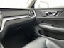 Volvo V60 2.0 B3 Business Pro | NL Auto/2e Eig./Leder/Navi/Panodak/El.Trekhaak/19"/Adapt.Cruise/Apple CarPlay-Android Auto