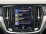 Volvo V60 2.0 B3 Business Pro | NL Auto/2e Eig./Leder/Navi/Panodak/El.Trekhaak/19"/Adapt.Cruise/Apple CarPlay-Android Auto