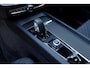 Volvo XC60 2.0 T6 350PK Plug-in hybrid AWD Long Range*BTW*Panodak/Elek. Klep/LED/Camera/Keyless Entry+Go/Rijstrook/Parkeersens.V+A/18 inch LM*