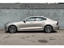 Volvo S60 2.0 B4 Automaat Plus Bright | Adaptieve Cruise Control | LED | Keyless | Parkeersensoren | Sfeerverlichting | Stuur en stoelverwarming