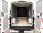 Volkswagen Crafter 2.0 TDI L3H2 Trend | Airco | Cruise | Navigatie via app-connect | Trekhaak | Bijrijdersbank |