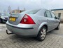 Ford Mondeo 1.8-16V First Edition