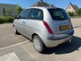 Lancia Ypsilon 1.4-16V Argento