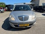 Lancia Ypsilon 1.4-16V Argento