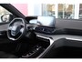 Peugeot 3008 1.2 Hybrid GT | 360° CAMERA | NAVIGATIE | ADAPTIVE CRUISE CONTROL | APPLE CARPLAY/ANDROID AUTO | CLIMATE CONTROL | 18" LICHTMETALEN VELGEN | DODEHOEK DETECTIE | KEYLESS ENTRY/START | FULL LED KOPLAMPEN | PARKEERSENSOREN VOOR EN ACHTER | DAB+ RADIO | LANE ASSIST |