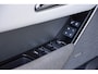 Land Rover Range Rover Velar 2.0 P300 Turbo AWD R-Dynamic SE | Massage-ventilatie Stoelen |