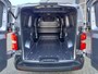 Opel Vivaro-e L3 75 kWh 136pk AUTOMAAT | ACTIE OP = OP! | NAVI | Multimedia | Apple Carplay | Android Auto | Parkeersensoren achter | Bestuurdersstoel comfort | Bank voorpassagiers met opbergruimte| ECall pakket met geprogrammeerd voorverwarmen | Laadkabel | Reservewiel | van €48.669 voor €32.300 ex. BTW | N305013