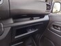 Opel Vivaro-e L3 75 kWh 136pk AUTOMAAT | ACTIE OP = OP! | NAVI | Multimedia | Apple Carplay | Android Auto | Parkeersensoren achter | Bestuurdersstoel comfort | Bank voorpassagiers met opbergruimte| ECall pakket met geprogrammeerd voorverwarmen | Laadkabel | Reservewiel | van €48.669 voor €32.300 ex. BTW | N305012