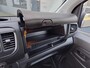Opel Vivaro-e L3 75 kWh 136pk AUTOMAAT | ACTIE OP = OP! | NAVI | Multimedia | Apple Carplay | Android Auto | Parkeersensoren achter | Bestuurdersstoel comfort | Bank voorpassagiers met opbergruimte| ECall pakket met geprogrammeerd voorverwarmen | Laadkabel | Reservewiel | van €48.669 voor €32.300 ex. BTW | N305012
