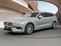 Volvo V60 2.0 T6 Plug-in hybrid AWD Core Bright | VAPOUR GREY | BLIS | Voorruitverwarming | Stoelverw. V+A | Stuurverw. | PDC + Camera | Extra getint glas | Adaptive Cruiscontrol |