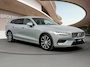 Volvo V60 2.0 T6 Plug-in hybrid AWD Core Bright | VAPOUR GREY | BLIS | Voorruitverwarming | Stoelverw. V+A | Stuurverw. | PDC + Camera | Extra getint glas | Adaptive Cruiscontrol |
