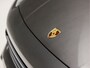 Porsche Cayenne 3.0 E-Hybrid 463Pk (PANORAMADAK, SPORTCHRONO PAKKET, ORG NEDERLANDS, SFEERVERLICHTING, 14 WEGEN SPORTSTOELEN, KEYLESS, LUCHTVERING, APPLE CARPLAY, DAB+, STUURWIEL VERWARMD, NIEUWSTAAT)