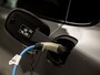 Porsche Cayenne 3.0 E-Hybrid 463Pk (PANORAMADAK, SPORTCHRONO PAKKET, ORG NEDERLANDS, SFEERVERLICHTING, 14 WEGEN SPORTSTOELEN, KEYLESS, LUCHTVERING, APPLE CARPLAY, DAB+, STUURWIEL VERWARMD, NIEUWSTAAT)