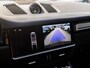 Porsche Cayenne 3.0 E-Hybrid 463Pk (PANORAMADAK, SPORTCHRONO PAKKET, ORG NEDERLANDS, SFEERVERLICHTING, 14 WEGEN SPORTSTOELEN, KEYLESS, LUCHTVERING, APPLE CARPLAY, DAB+, STUURWIEL VERWARMD, NIEUWSTAAT)