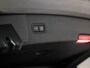 Porsche Cayenne 3.0 E-Hybrid 463Pk (PANORAMADAK, SPORTCHRONO PAKKET, ORG NEDERLANDS, SFEERVERLICHTING, 14 WEGEN SPORTSTOELEN, KEYLESS, LUCHTVERING, APPLE CARPLAY, DAB+, STUURWIEL VERWARMD, NIEUWSTAAT)