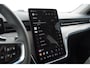Volvo EX90 517PK Twin Motor Performance Ultra / Panoramadak / Luchtvering / Head-up display / Stoelverwarming en stuurwielverwarming / Massagestoelen / Memory seats / Adaptive cruise control / 360 Camera / elektrische achterklep