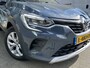 Renault Captur 1.0 TCe 100 Bi-Fuel Business Zen G3 uitgerust met comfort en parking pakket met o.a. Climate control - Cruise control - Parkeersens. V+A - Navi full map - A-uitrijcamera - LED verlicht. - Trekhaak - Regensensor - rijstrook sensor - hill hold