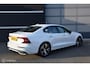 Volvo S60 2.0 B5 250pk R-Design mild hybrid Panorama dak 18inch