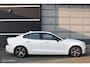 Volvo S60 2.0 B5 250pk R-Design mild hybrid Panorama dak 18inch