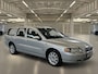Volvo V70 2.5T AWD Momentum Keurig onderhouden met Garantie inclusief BTW