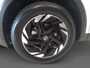 Nissan Qashqai 1.3 MHEV Xtronic N-Connecta | Stoel-, stuur- en voorruit verwarming | Panoramisch dak | 1800kg trekgewicht | 360grd camera | Parkeersensoren voor en achter | Apple carplay & Android auto | I-key |